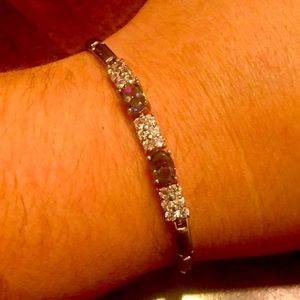 Gorgeous Unique Bracelet - Caribbean Topaz